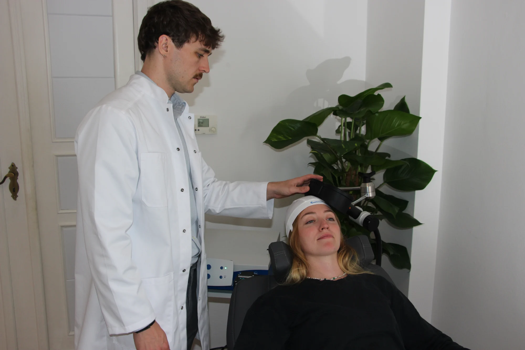 rTMS-Behandlung in der Praxis für Neurostimulation Berlin